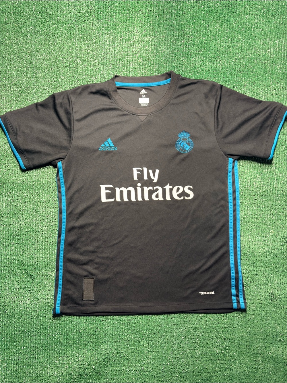 Real Madrid 17/18 retro football shirt